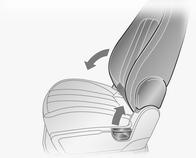 9 Avvertenza Non effettuare mai la regolazione del sedile durante la guida, poiché potrebbe spostarsi in maniera incontrollata.