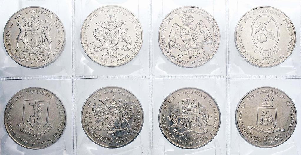 dollari 1974 e 1976, assieme a Lituania 5 litu 1931 e 1932 e Lesotho 50 licente 1966 - Lotto di 5 monete qfdc FDC 45 5699 SLOVENIA - lotto di 20 pezzi da 2 del 2008