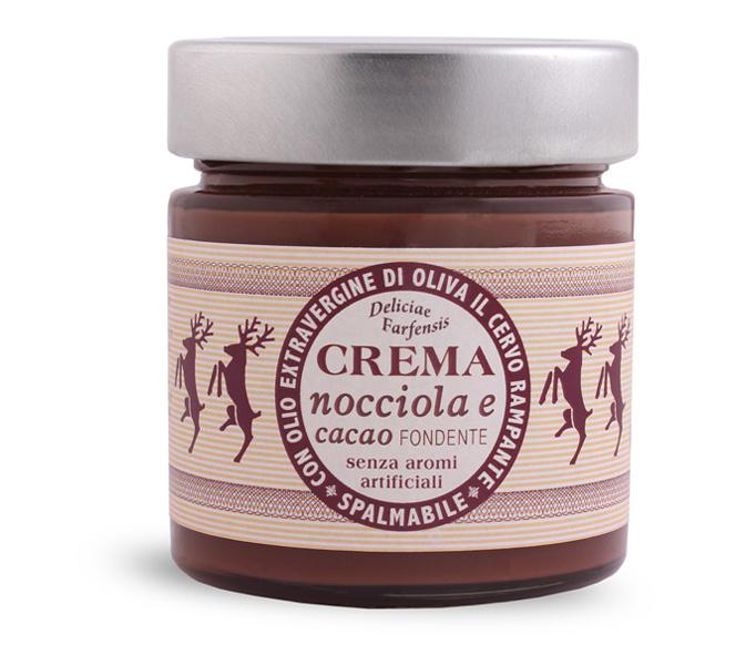 CIOCCOLATO BIANCO La crema al cioccolato bianco è ideale per farcire macarons, torte, pasticcini e cupcakes.
