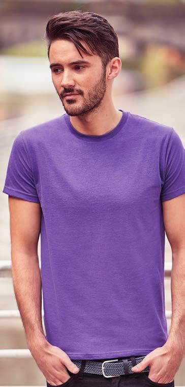 Men s Slim T 100% cotone ring spun, vestibilità moderna, con lunghezza del corpo e delle maniche aumentata. Vestibilità maniche migliorata. Classic T-Shirt 100% cotone.