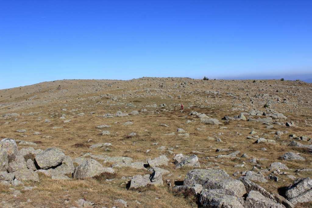 Spicca il lago di Giacopane, mezzo vuoto