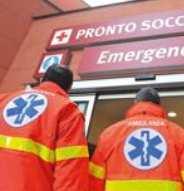 Pagina 3 di 6 Ospedale, primo giorno per il team d emergenza Esperti in emergenza urgenza al lavoro all ospedale di Lodi.