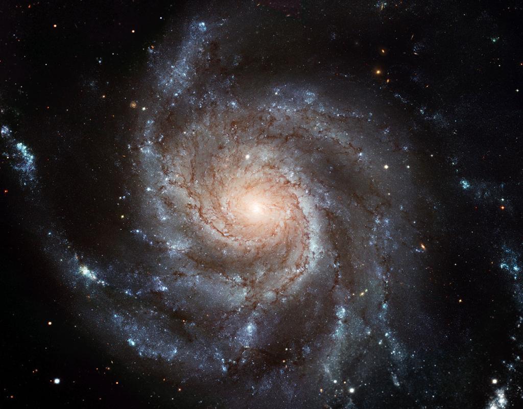 GALASSIE A SPIRALE NGC 5457 Contraddistinte da un rigonfiamento centrale detto bulge e da un disco schiacciato su