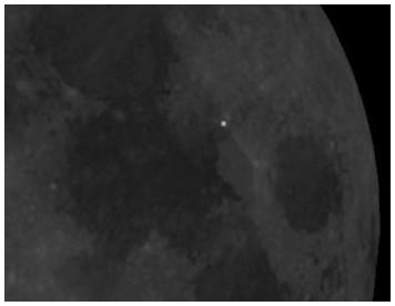 Ricerca Impatti Lunari Questo programma di ricerca della Sezione Luna consiste nel rilevamento dei lampi di luce prodotti da meteoroidi che impattano la Luna a forte velocità, comprese fra 20 e 72