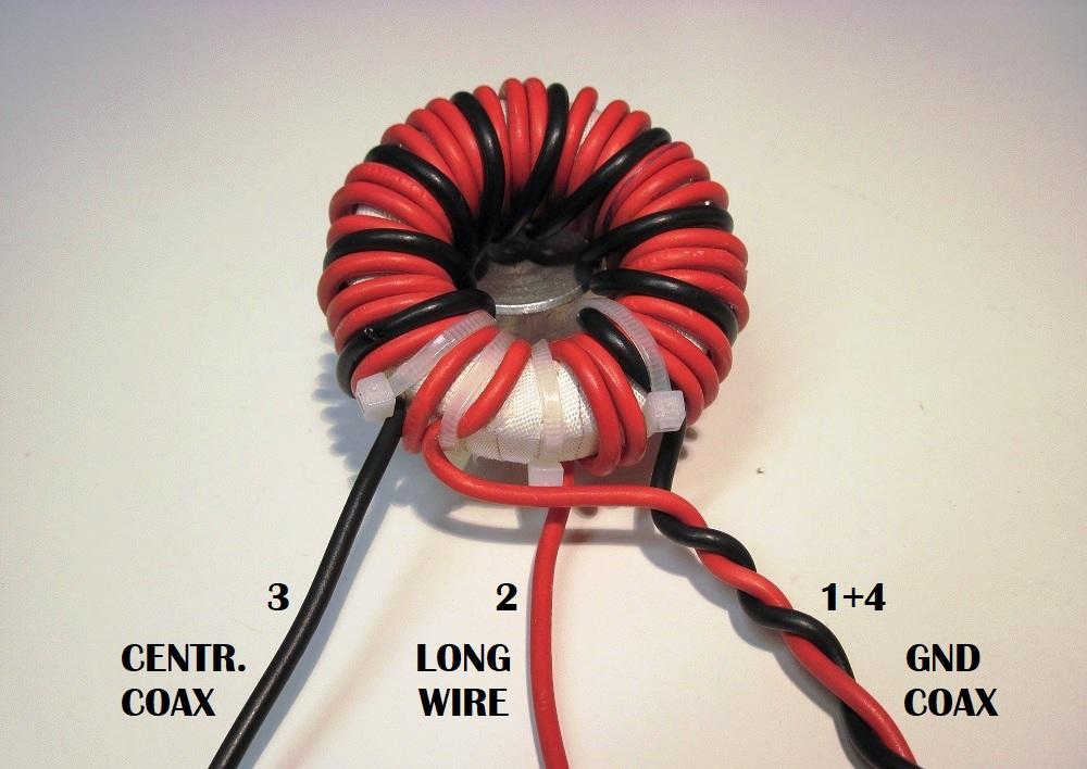 Il reoforo n 2 sarà connesso al cavo della Long Wire Il reoforo n 3 sarà connesso al centrale del connettore SO239.