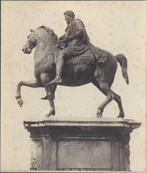 Scultura - Statua equestre di Marco Aurelio - Roma - Piazza del Campidoglio Rive, Robert Link risorsa: http://www.lombardiabeniculturali.