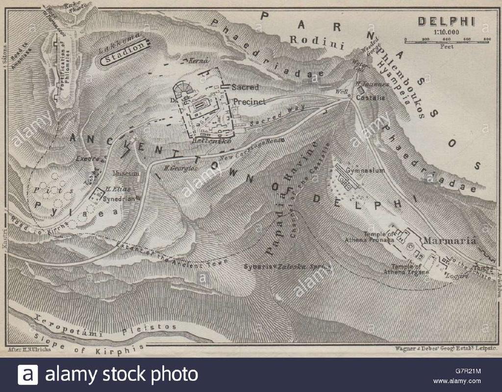 DELFI ETA ARCAICA Santuario distinto in due settori distinti ai lati della fonte Castalia che sgorga dalla gola tra le pareti a picco delle Fedriadi, antichissimo luogo di culto TEMENOS DI APOLLOè