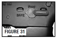 NOTA: seguite le istruzioni specifiche di questo manuale per la rimozione del caricatore dalla versione a serbatoio fisso dell M&P 15 Smith & Wesson.