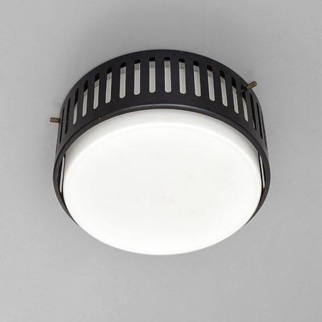 3063 STILNOVO Una plafoniera '1206', anni '60. Alluminio laccato, vetro 'Triplex Opal' Altezza cm 17, diametro cm 36. A '1206' ceiling lamp, 1960's.