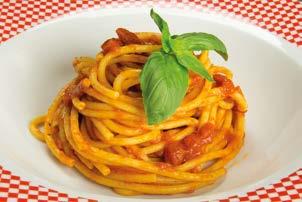 BALLS Spaghetti* di pasta fresca trafilata al bronzo con polpette* di vitello al sugo di pomodoro e erba cipollina.