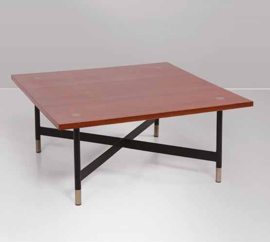 507 Tavolo basso in legno con struttura in