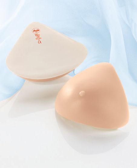 Protesi in silicone con retro in microfibra traspirante (più leggere fino al 25%) Articolo Forma Dopo una mastectomia totale Compensazione in caso di irregolarità Segmento compensativo adattabile a