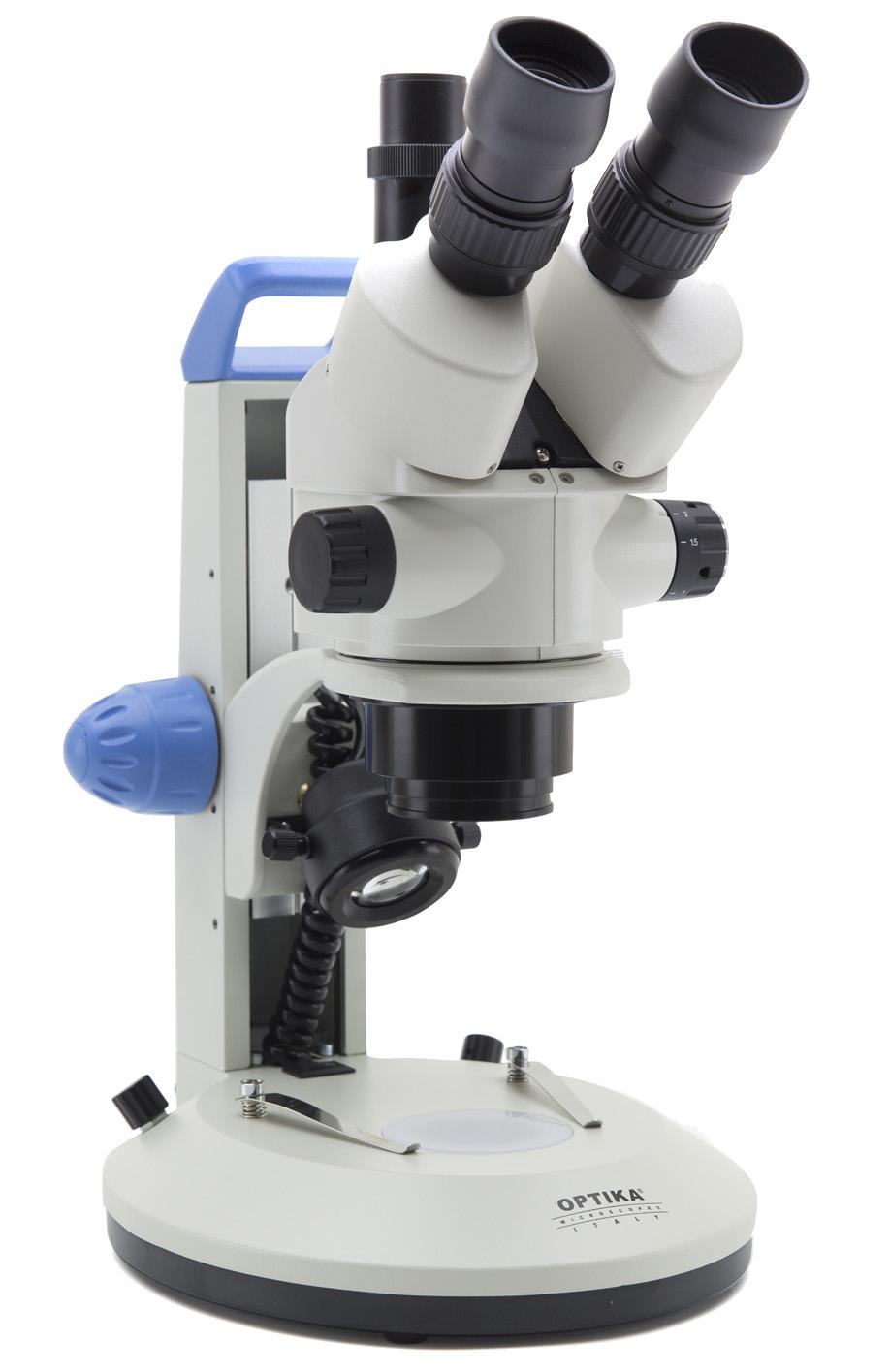 Stereomicroscopi Training Stereomicroscopio trinoculare zoom 0,7x..4,5x LAB-30 315764 Stereomicroscopio entry-level per applicazioni di routine e industriali.