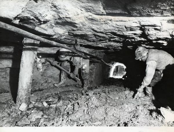 Peveragno - Miniera di uranio - Interno Publifoto Link risorsa: http://www.lombardiabeniculturali.