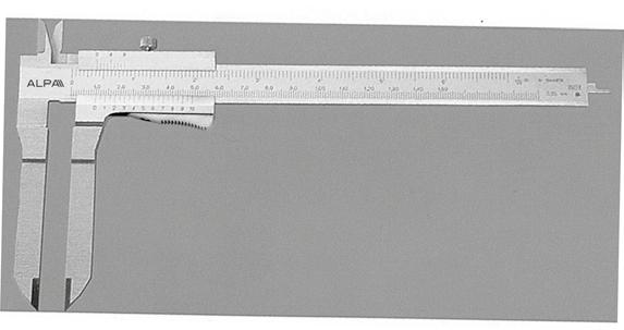 IP67 Long jaws digital caliper A B AA09015060 60 0 150 AA09015080 80 10 AA09020060 60 0 200 AA09020080 80 Accuracy ± 0,05 Calibro digitale monoblocco con becchi lunghi IP67 con preset.