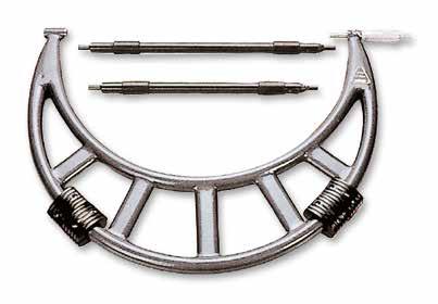 Outside micrometer Accuracy BB006100 0 100 ± 0,007 BB006200 100 200 ± 0,008 BB006300 200 300 ± 0,009 Frame Solid Micrometro per esterni. Risoluzione 0,01.