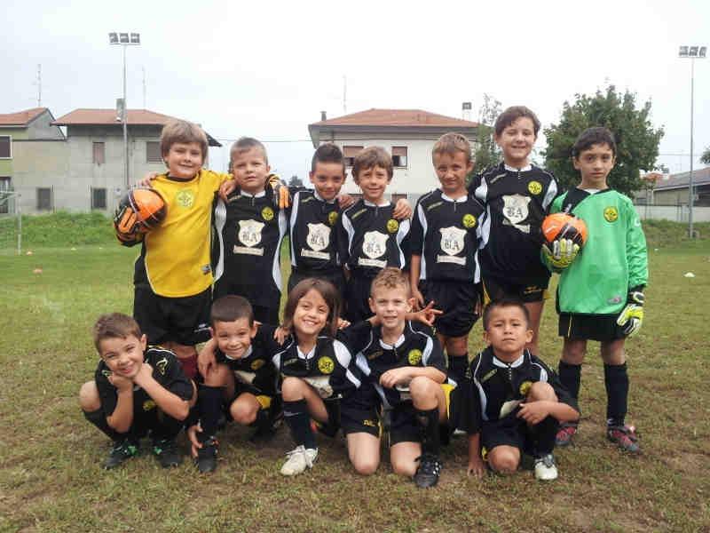 ESORDIENTI 2001 VIII Torneo dell Amicizia BUSTESE SS MARTIRI 5 0