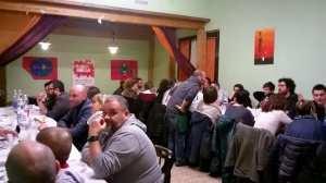San Gimignano: 25 migranti ai fornelli con i volontari Arci per la ricet... http://www.centritalianews.com/san-gimignano-25-migranti-ai-fornelli... 1 di 3 26/01/2016 9.18 Home (http://www.