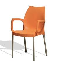 Pensato e progettato per aiutare le persone a sedersi e alzarsi senza difficoltà con una altezza di seduta 430 mm