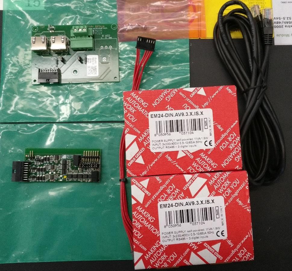 2 Composizione del kit 2.1 Composizione del kit con Meter ad inserzione diretta Figura 1 - kit KST485CAN-M e Meter Trifase Carlo Gavazzi EM24-DINAV93XISX per Ston A. KST485CAN-M: A1. Scheda ATN814 A2.