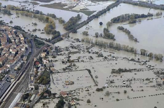 Floods and Hazard in Italy Aree a pericolosità idraulica elevata P3 con tempo di ritorno fino a 50 anni: 12.