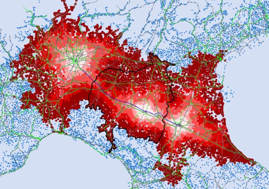 L AREA MEDIO PADANA: La novità della stazione La Stazione Medio Padana di Reggio, tra