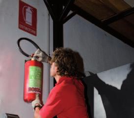 imbracature, autorespiratori, rivelatori di gas, impianti di rivelazione ed impianti antincendio.