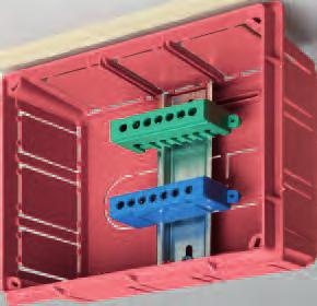 scatole serie 37100 sono accoppiabili, con uno spessore totale di soli 10 cm La possibilità di chiudere le scatole con i coperchi paramalta evita ogni imbrattamento Le cassette di derivazione e