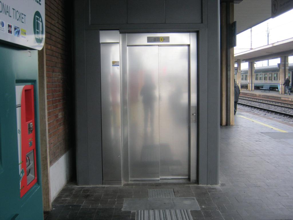 90 Altro importante lavoro conclusosi nel 2013 è stata la realizzazione di due ascensori nella stazione di Imola, terminati nell'ottobre 2013, anche se l'attivazione è avvenuta all'inizio di febbraio