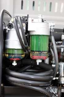 Tendicingolo idraulico automatico Attivabile sollevando la macchina e impostando la seconda velocità.