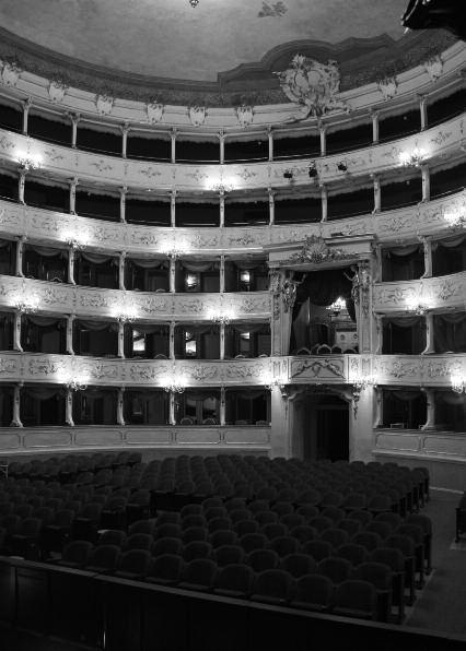 Teatro Sociale di Como Opera domani.