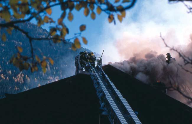 0.00 Incendio abitazione loc. Campolongo 00 settembre ottobre 0 0 agosto 00 S. Egidio S. Elpidio S. Gregorio S. Rosalia S. Vittorino S. Petronio S. Regina Natività B.V. Maria S. Sergio S. Nicola S.