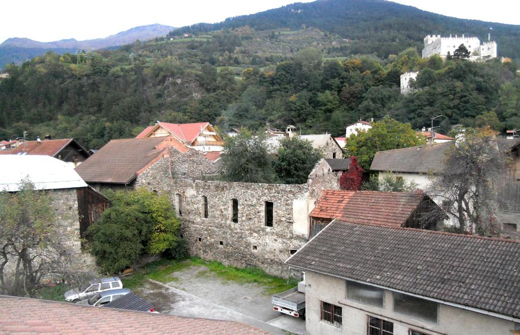 Edilizia agevolata - Comune di Sluderno Ensemble Edificio Franken (sotto tutela) Maso da