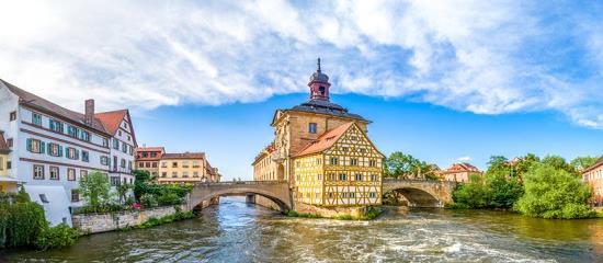 Sera: cena e bevute nei locali di Bamberg.