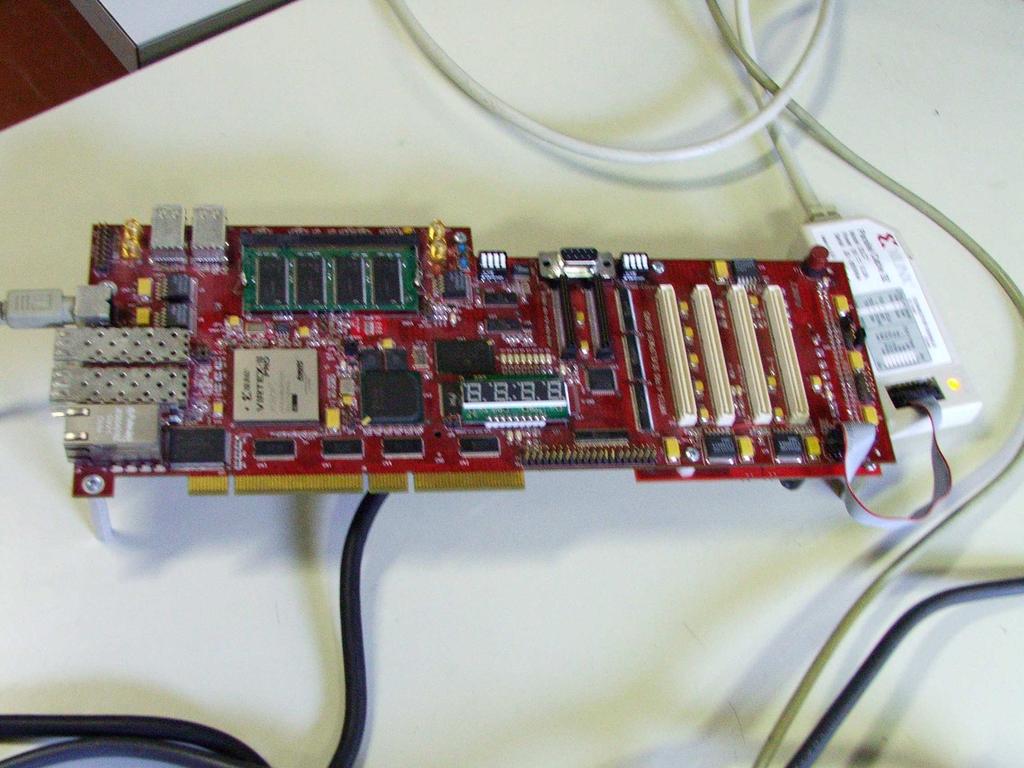 Capitolo 6. Risultati sperimentali Figura 6.2: Board di sviluppo per FPGA XVP20 6.