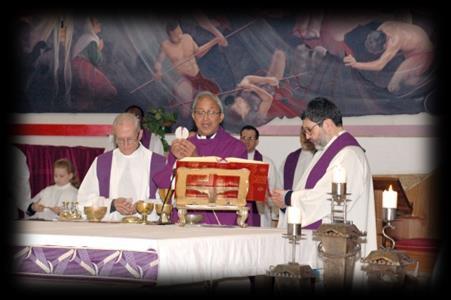 Antonio Maria Claret. Le celebrazioni ufficiali abbiamo iniziato dalla solenne Eucaristia alle ore 18:30.