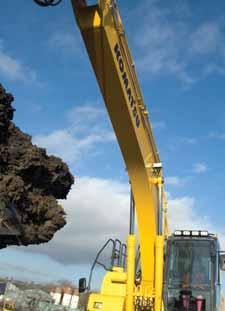 Struttura robusta Massima robustezza e resistenza, insieme a un servizio clienti di prima qualità, sono le basi della filosofia Komatsu.