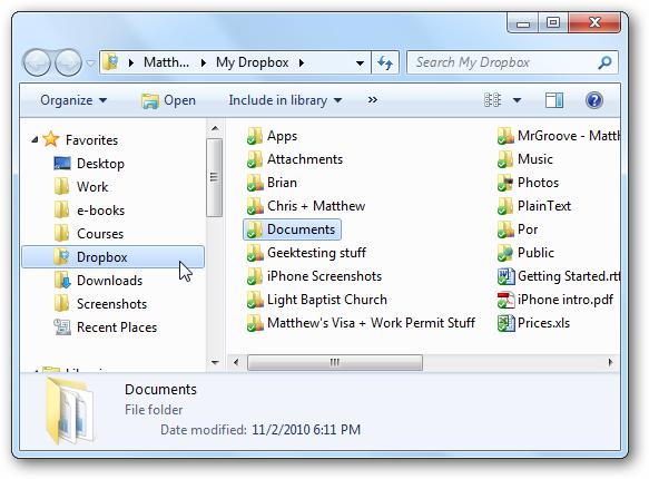 Dropbox Il servizio si comporta come una directory (cartella) presente su più dispositivi ed il