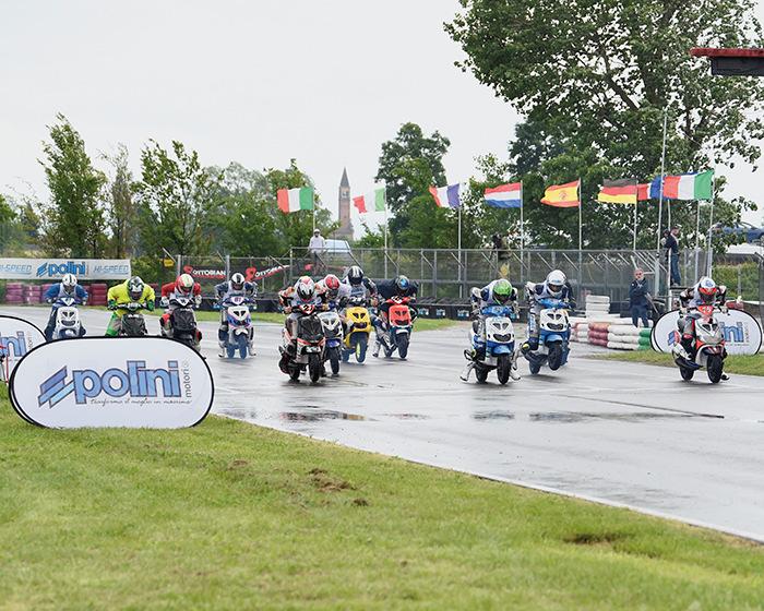 Polini Italian Cup 2018 2^ prova Ottobiano (Pv) 13 maggio LOTTA CONTINUA Sei qui per dire, che il meglio deve ancora venire Questo ritornello di una delle più celebri canzoni di Luciano Ligabue,