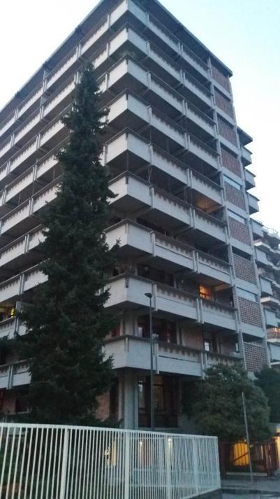 Dati dell edificio 10 piani fuori terra e un piano seminterrato; Piano pilotis non riscaldato con androne non riscaldato e sala condominiale riscaldata molto saltuariamente 30 appartamenti riscaldati