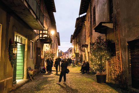 Nel pomeriggio visiteremo il Castello Ricetto di Ghemme, uno splendido borgo medievale all interno della città patria dell omonima Docg. Partenza dalla vostra sistemazione di Orta per Fara Novarese.