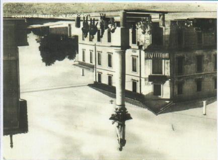 Primi anni Cinquanta: cartolina raffigurante la Piazza San Pellegrino di Morsano di Strada.