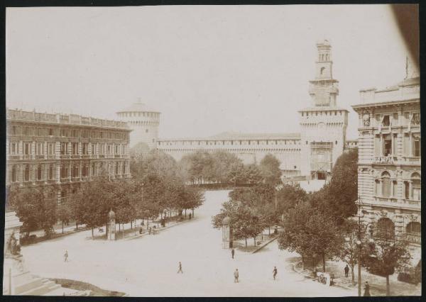 Milano - Castello Sforzesco - Largo Cairoli, torre Umberto I detta del Filarete, Torrione sud (di Santo Spirito) - Cantiere Non identificato Link risorsa: