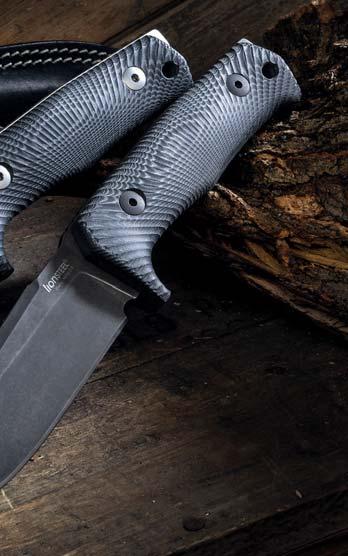 Nel 2014 nascono i modelli TM1, coltello chiudibile con blocco a pompa e manico SOLID in Fibra di Carbonio ed l M7 con manico SOLID in Micarta.
