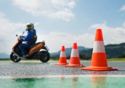 Patente: cambia la prova per le moto Pubblicato in Gazzetta Ufficiale e in vigore il decreto del Ministero dei trasporti che detta una nuova disciplina delle prove di valutazione per le patenti A, A1