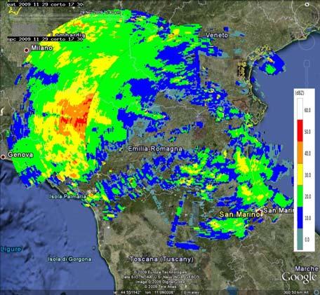 Mappe di riflettività del 29/11/2009 alle 17:30 UTC (a sinistra) e