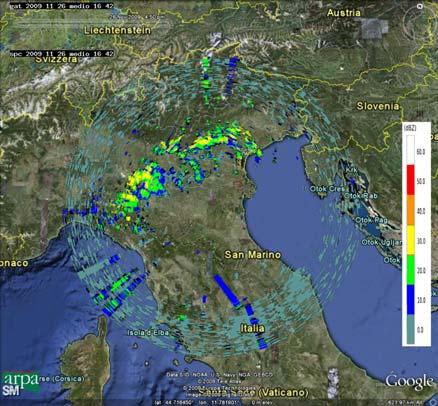 Mappe di riflettività del 26/11/2009 alle 16:42 UTC (a sinistra) e alle