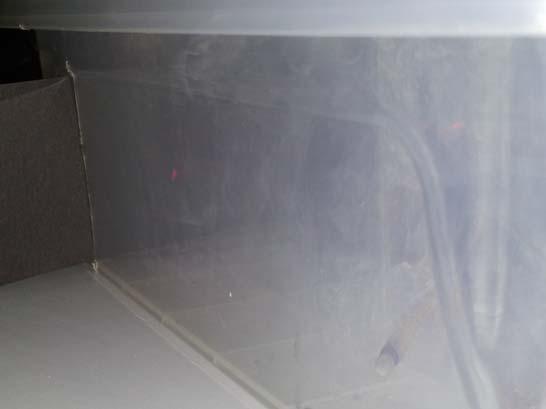 24 marzo 2014 1. Scatola a fumo. Ripeto l esperienza del raggio di luce visibile utilizzando una scatola a fumo.