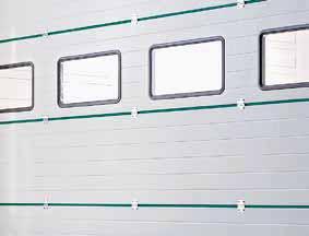 Tonalità preferenziali senza sovrapprezzo per gli elementi in acciaio a doppia parete con spessore di 42 mm e 67 mm Pregiata verniciatura Hörmann offre tutti i portoni sezionali industriali con mano