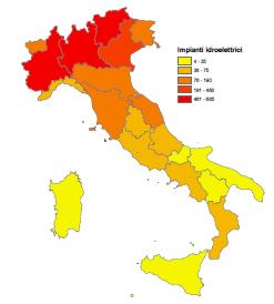 È costituito da: Sistema di raccolta d acqua; Condotta forzata di